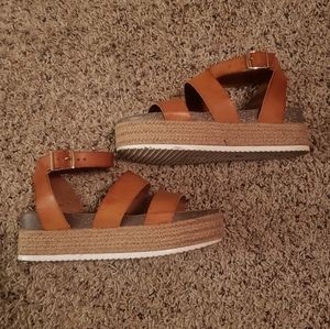 ESPADRILLES